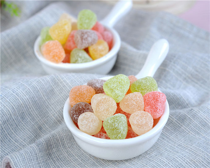 混合された味の砂糖のコーティングのビタミンCのフルーツの粘着性のビタミンは形を落とします