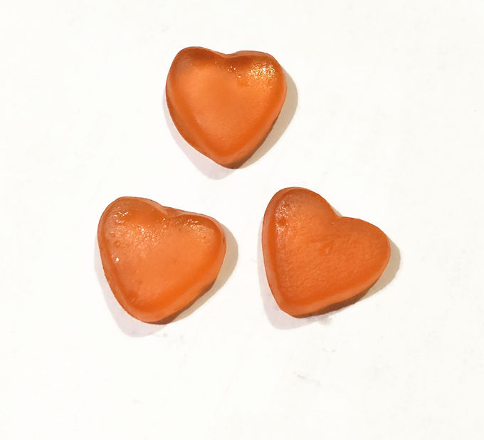 ハラールのVegetrianのハート形の粘着性キャンデー、ビタミンCのいちごのゼリー キャンデー